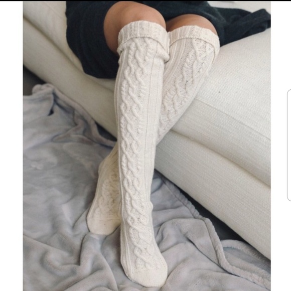 Last pair❄Cable Knit Over Knee Socks 1 size ft/mt - Picture 2 of 5